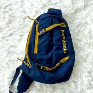 Patagonia shoulder sling bag